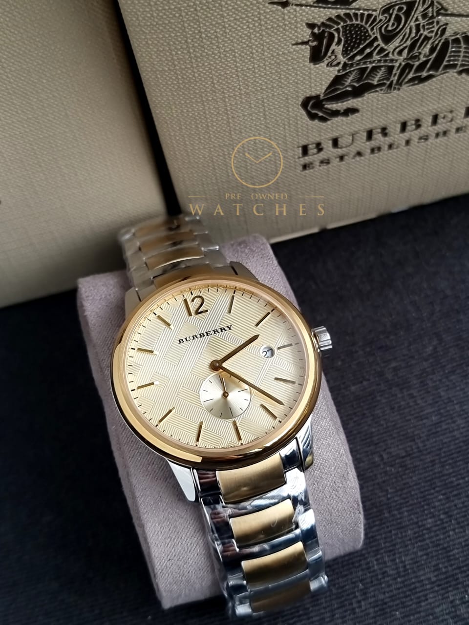 Swiss Gold 2 Tone Silver Date Dial 40mm Men Stainless Steel Wrist Watch The Classic BU10011