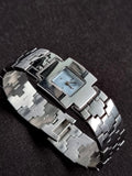 Emsurt Ladies Watch Silver Casing Quartz Watch