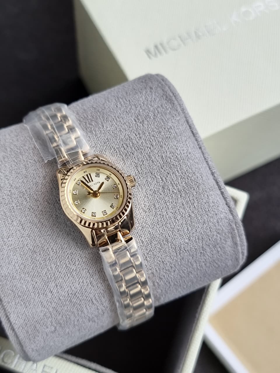 Michael Kors Lexington Three-Hand Gold-Tone Stainless Steel Watch MK4862