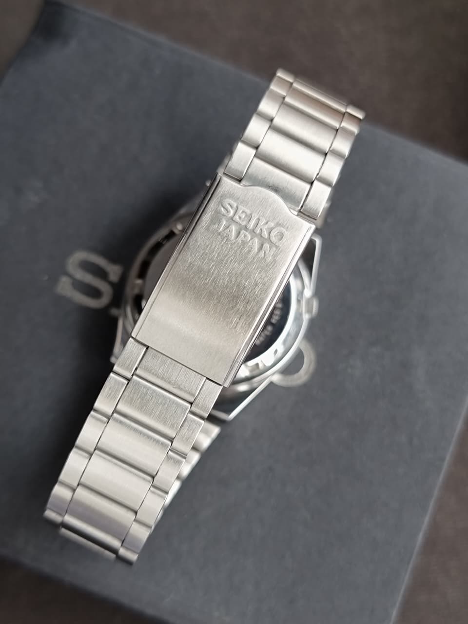 Seiko 5 SKXW39 Automatic Vintage Men's Watch Japan Made Steel Bracelet (9/10 Condition)