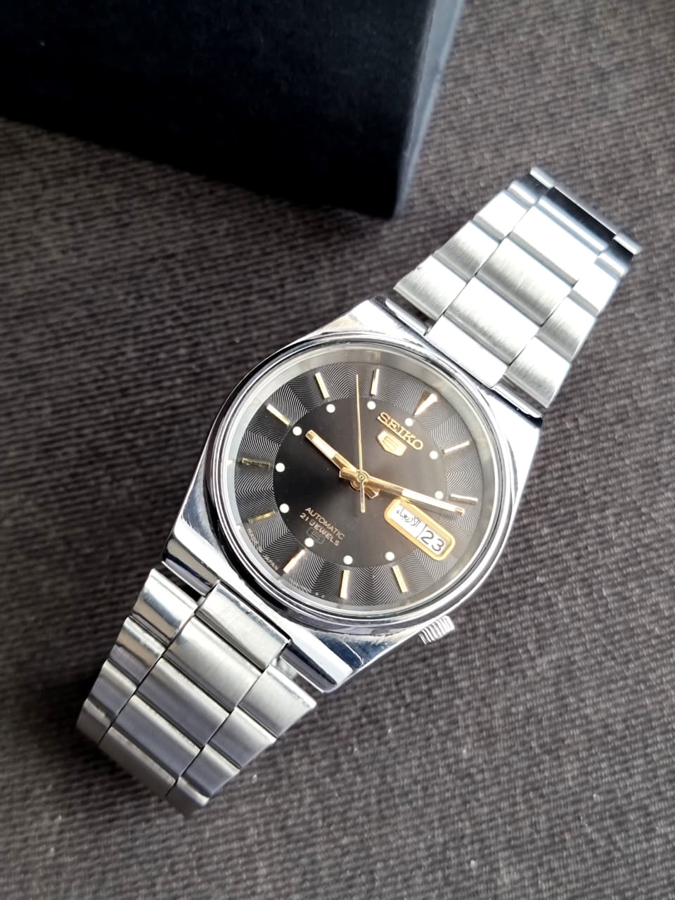 Seiko 5 SKXW39 Automatic Vintage Men's Watch Japan Made Steel Bracelet (9/10 Condition)