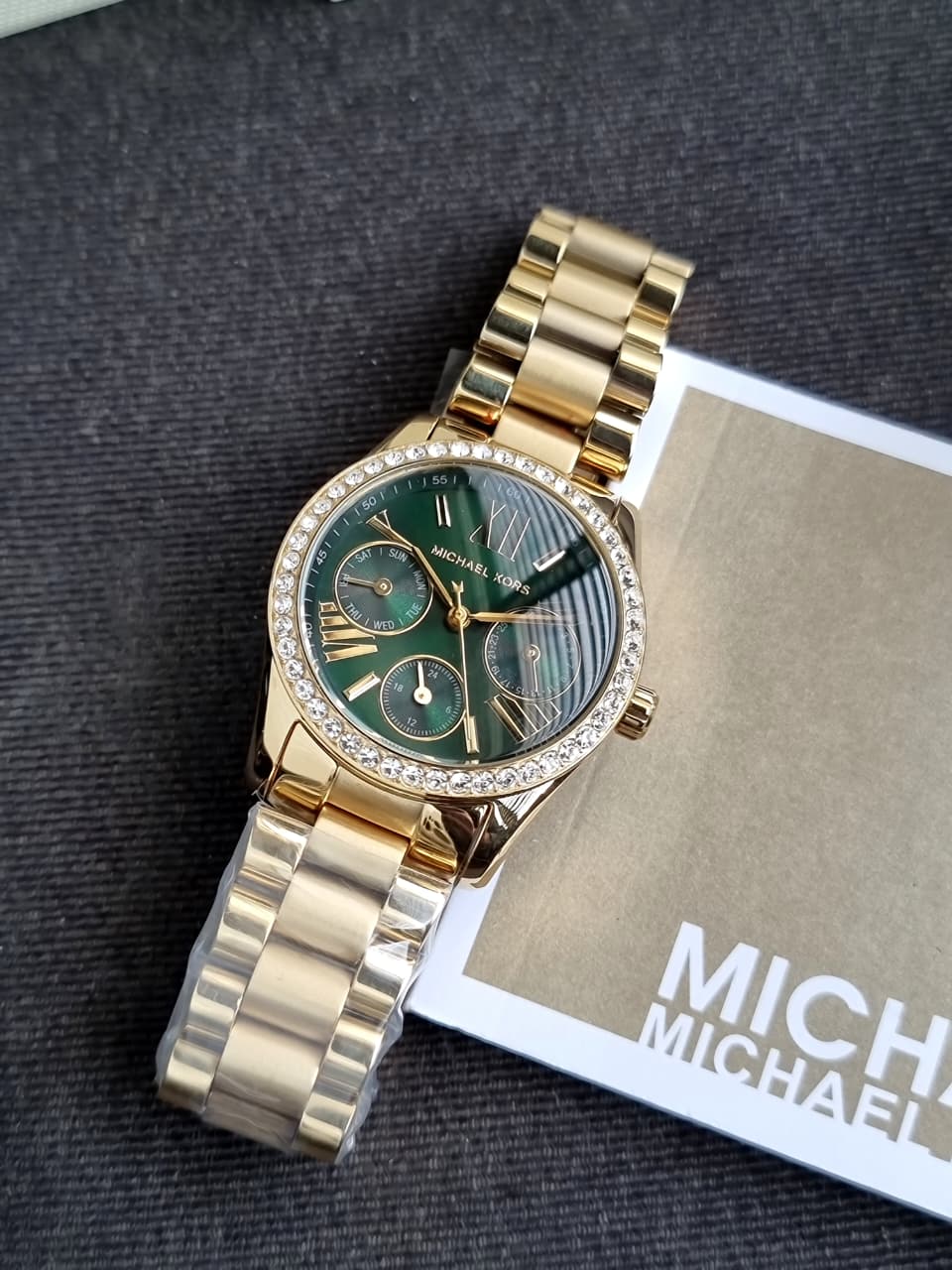 Michael Kors MK4924 Women's Watch Gold Tone Stainless Steel 33mm