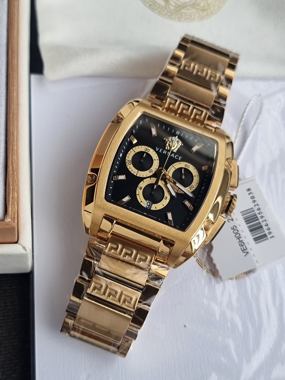 Versace Dominus VE6H00523 Men's Watch – Black Dial Chronograph, Gold Stainless Steel, Quartz
