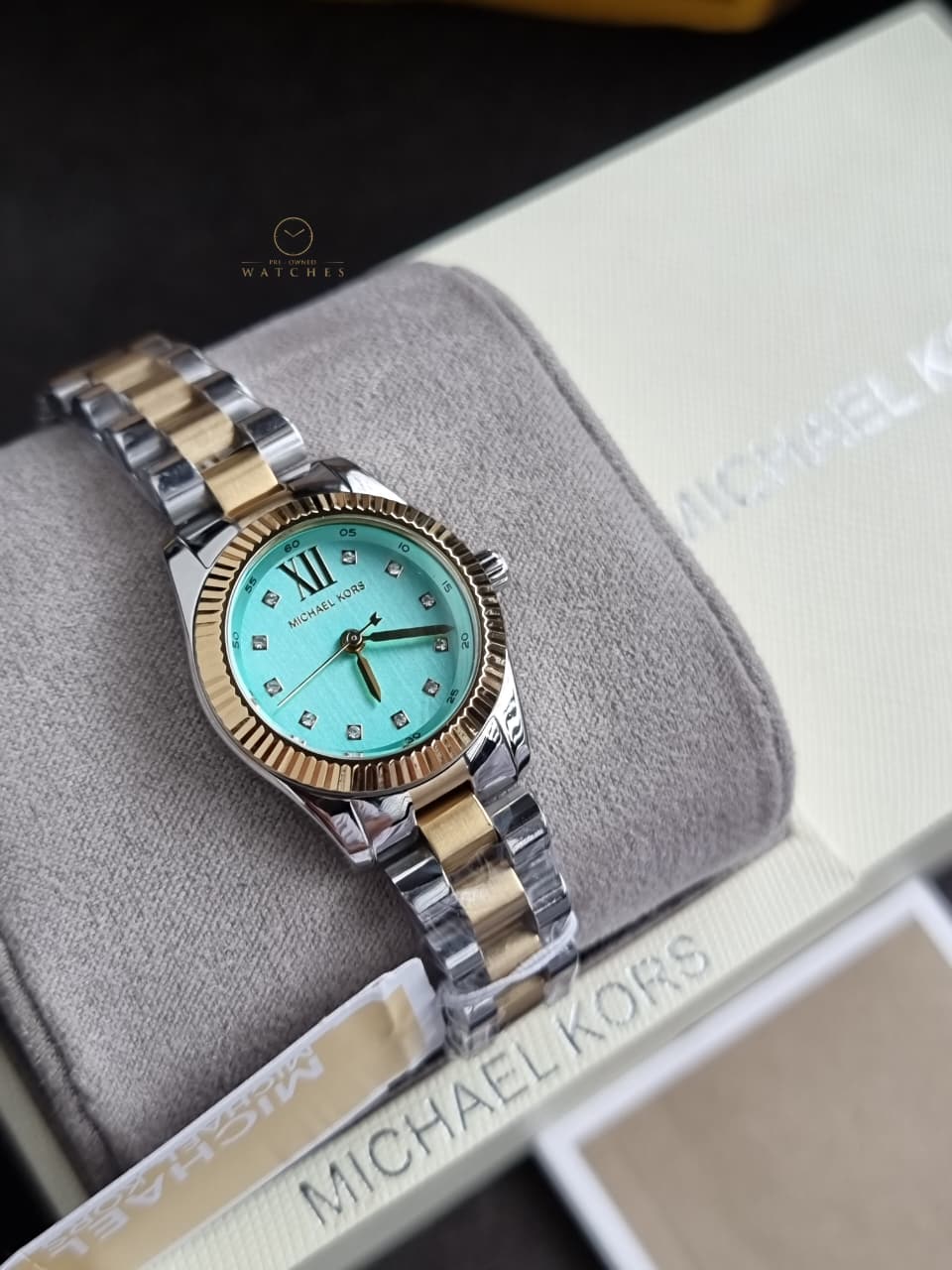 Michael Kors Lexington MK7579 Men's Watch – Chronograph, Stainless Steel, Quartz, Gold Tone