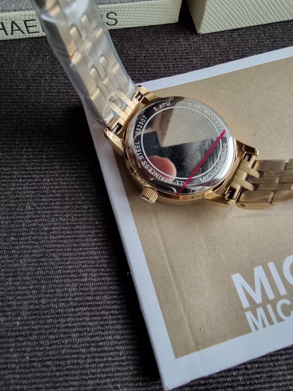 Michael Kors Mini Melissa Pavé MKO1173 Women's Watch – Gold Tone, 26mm, Quartz