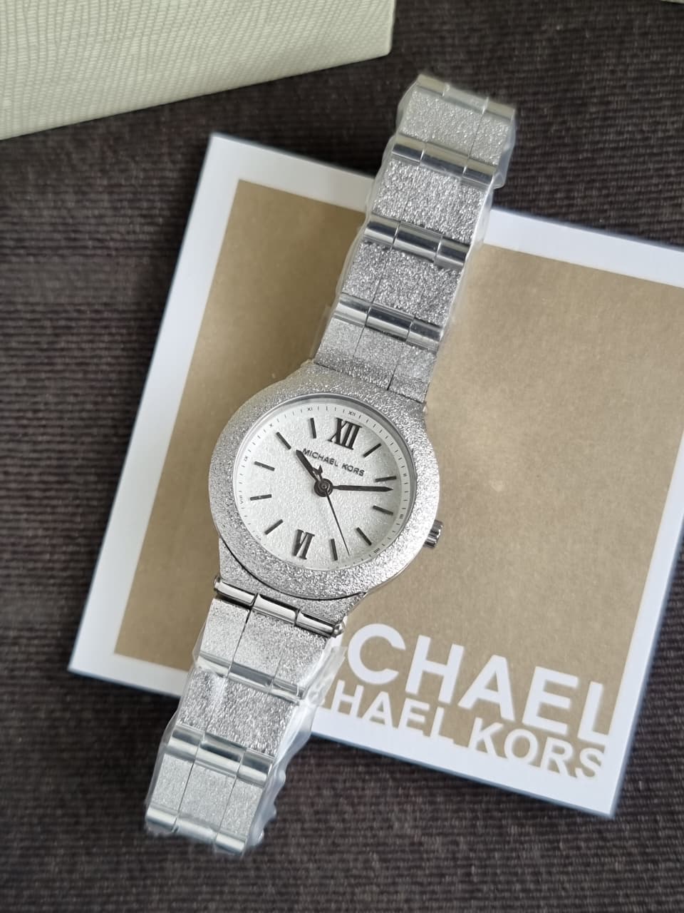 Michael Kors Petite Billie Frosted Silver-Tone Watch – MK7555