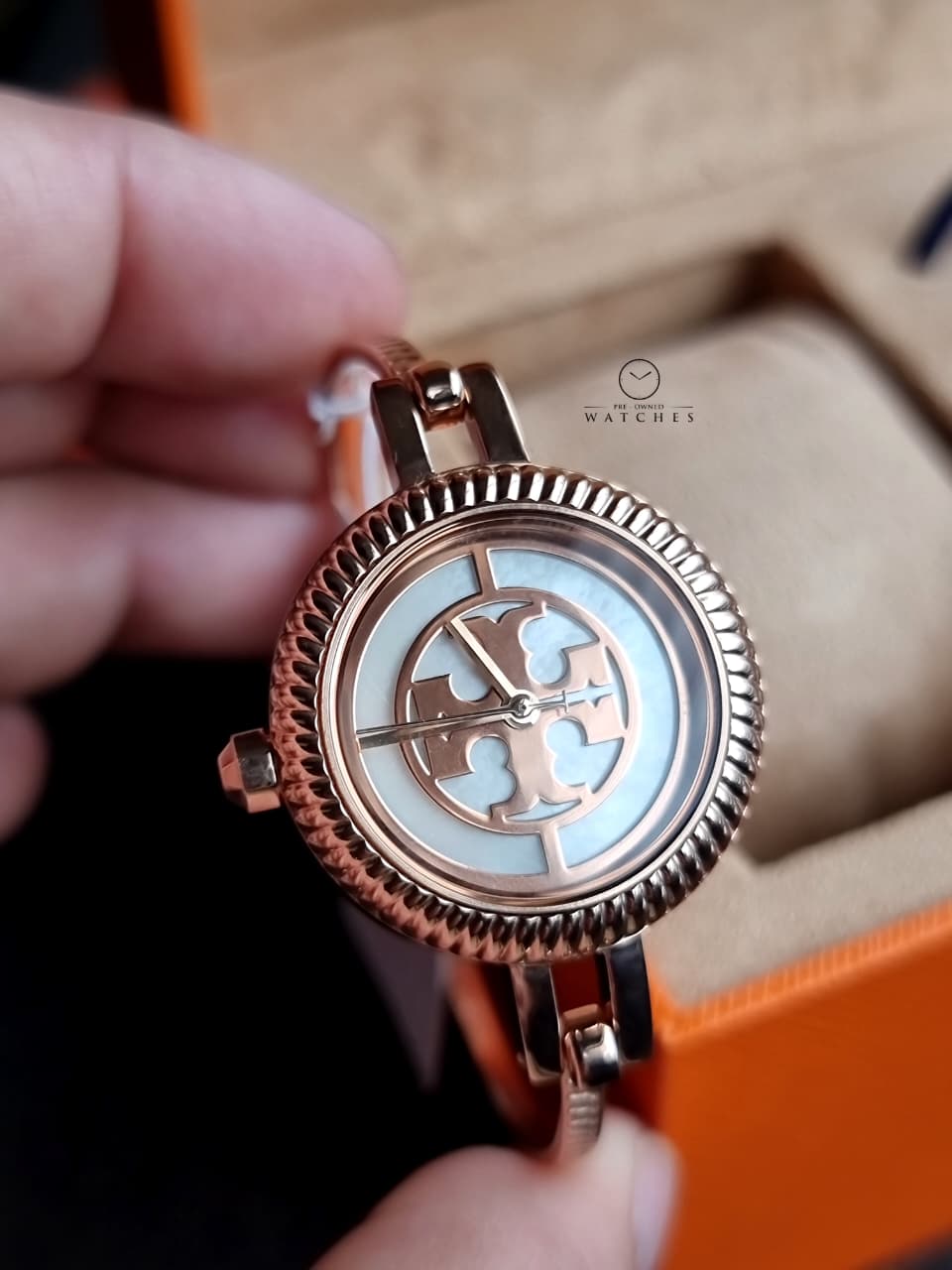 Tory Burch Reva Bangle Women’s Watch Rose Gold Ivory Dial Luxury Fashion – TBW4037