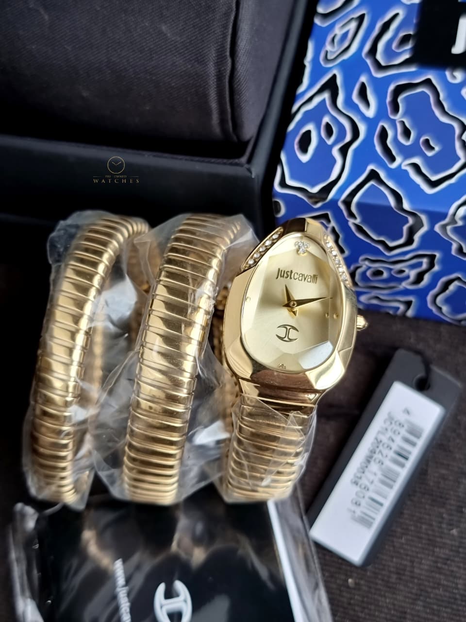 Just Cavalli Signature Snake Gold-Tone Dial Ladies Watch – JC1L209M0035