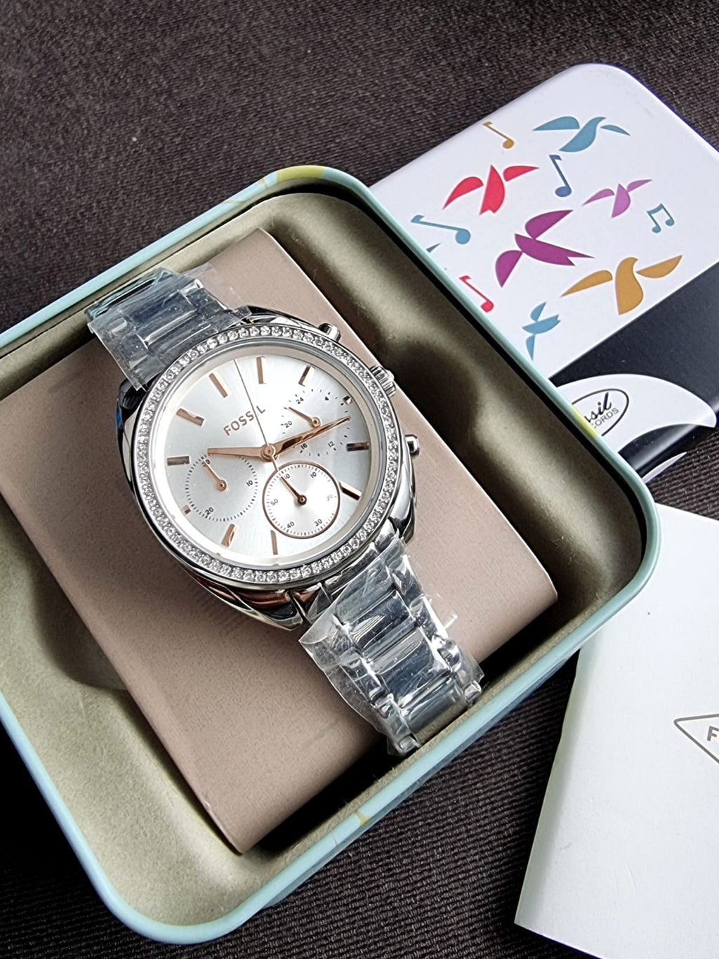 Fossil Vale Chronograph Quartz Silver Dial Ladies Watch – BQ3657