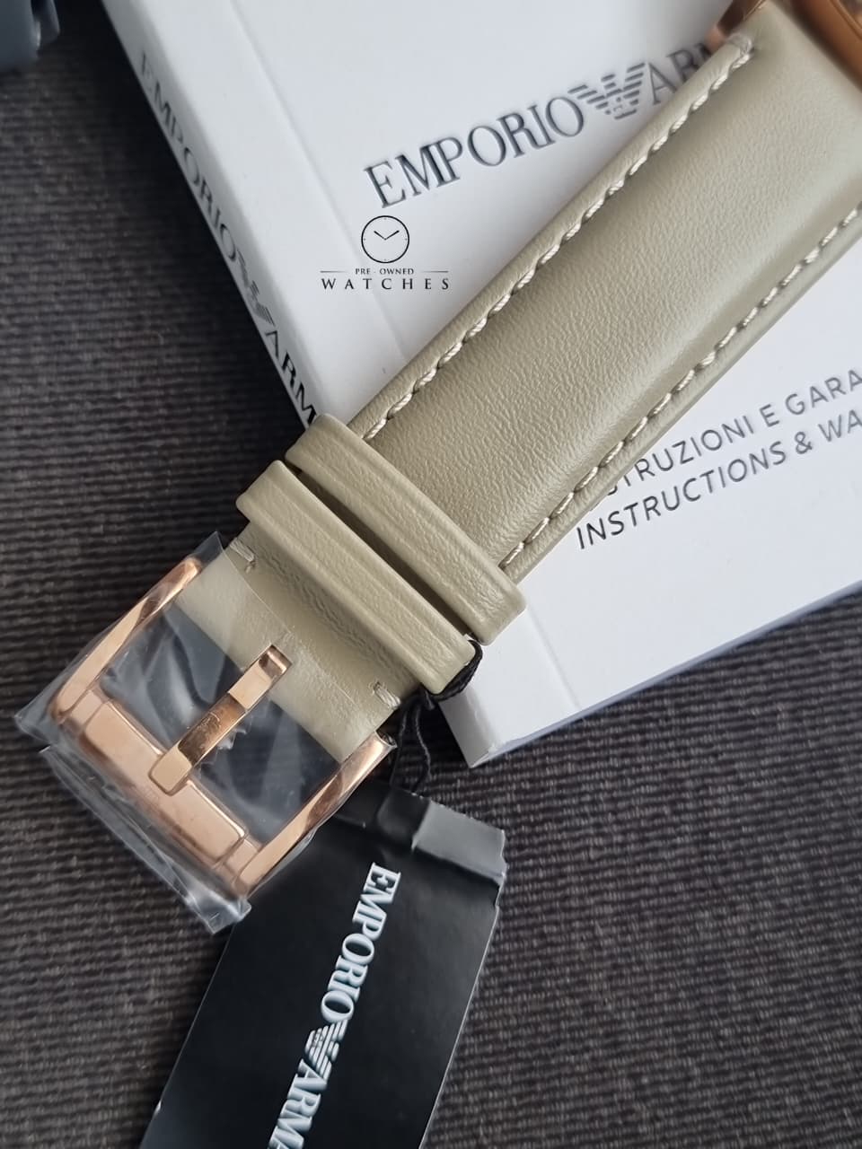 Emporio Armani Classic Silver Dial Beige Leather Strap Men's Watch – AR2464