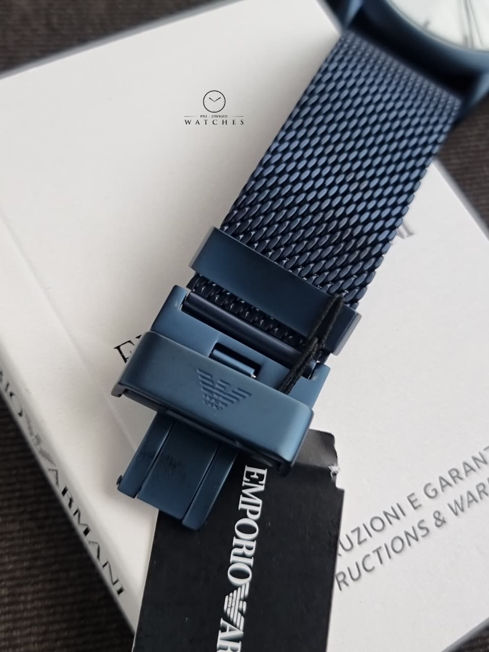 EMPORIO ARMANI Luigi Blue Mesh Bracelet White Dial Quartz Watch for Gents - AR11025