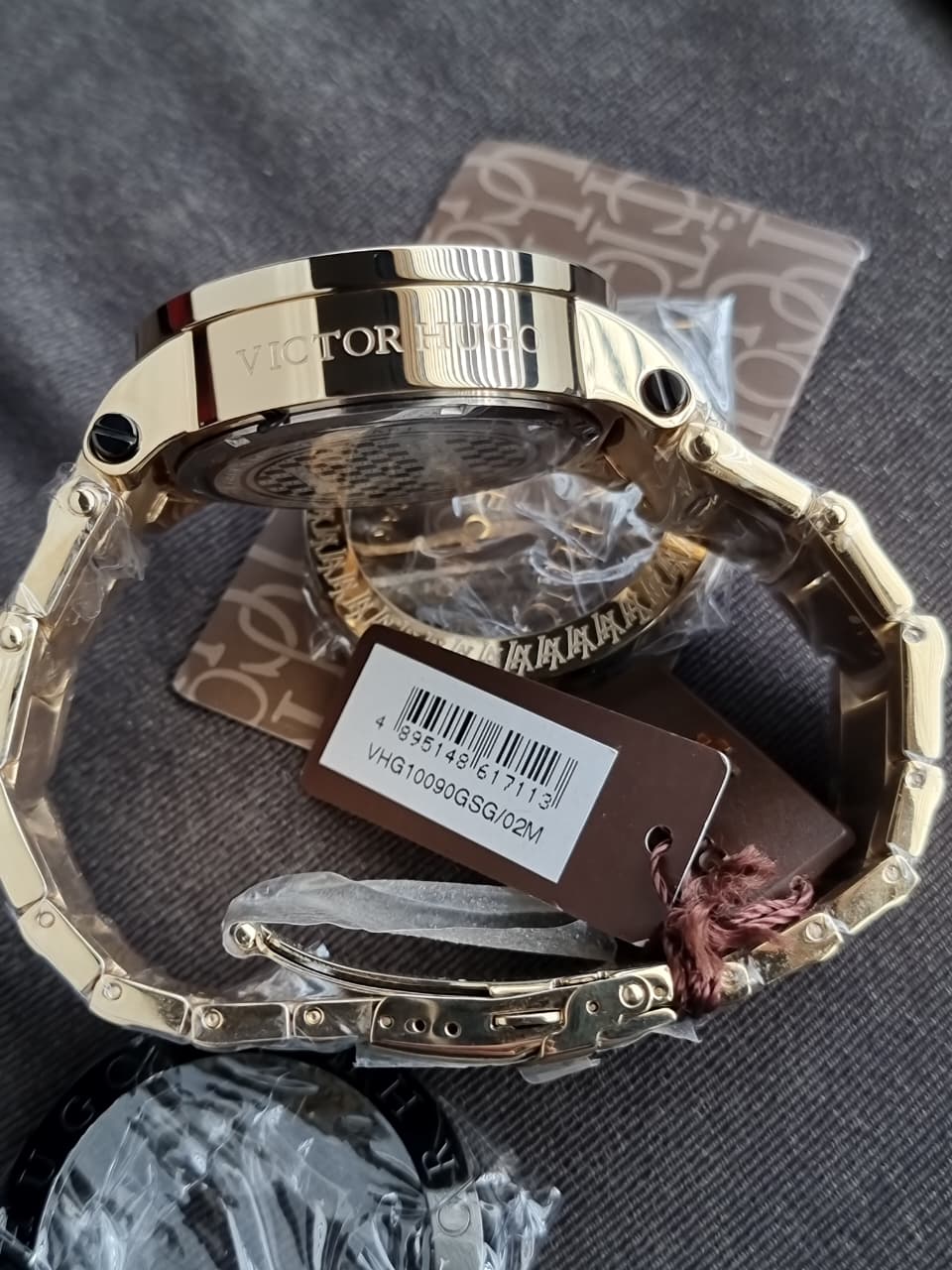 Victor Hugo Cosmo 3 Bezels Gold Stainless Steel Quartz Men's Watch – VHG10090GSG/02M