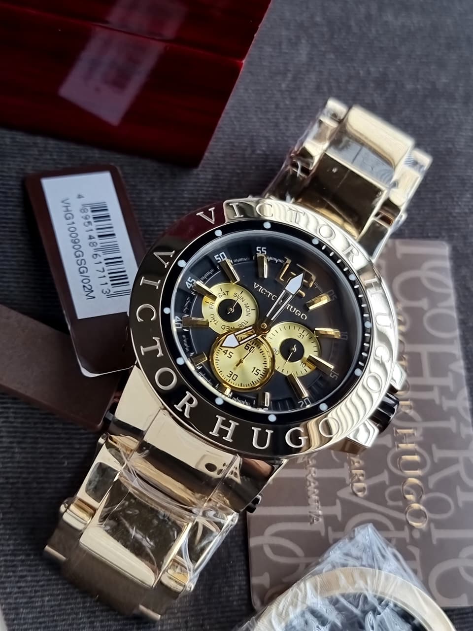 Victor Hugo Cosmo 3 Bezels Gold Stainless Steel Quartz Men's Watch – VHG10090GSG/02M