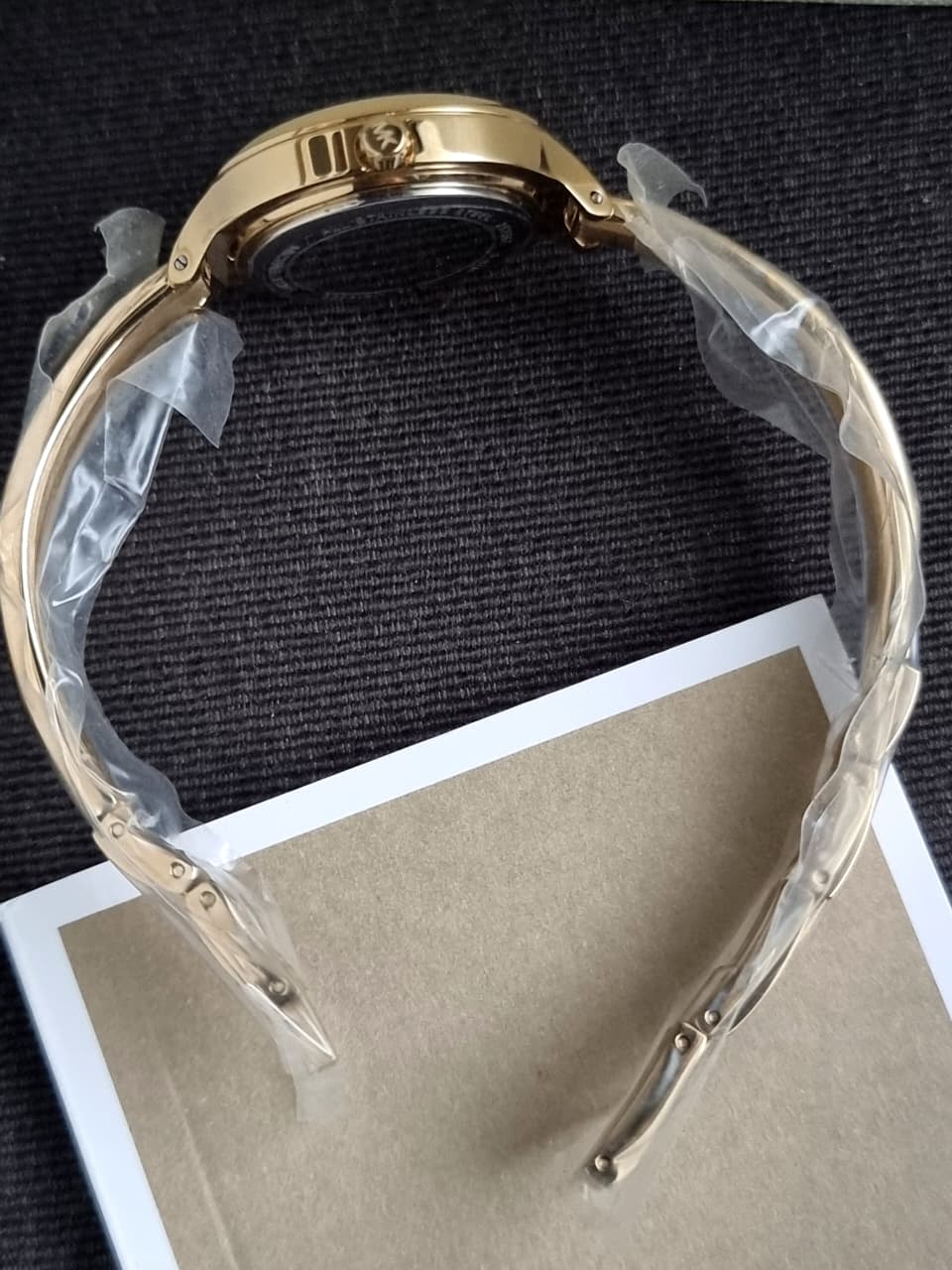 Michael Kors Izzy Quartz Gold Dial Ladies Watch Item No. MK4929