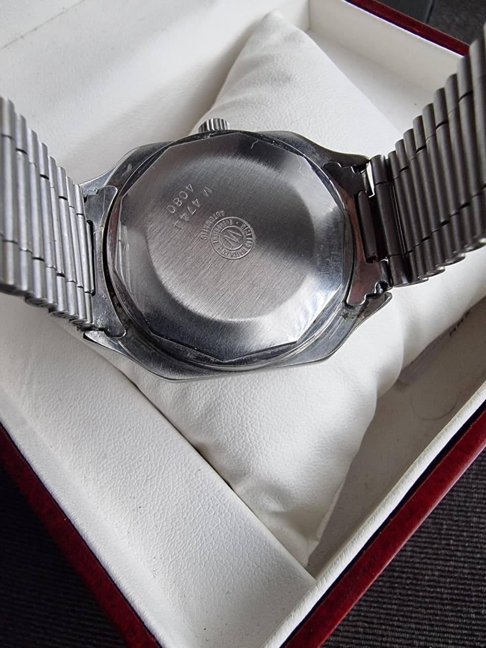 West End Watch Co Vintage Gents Watch 34mm Dial Quartz Watch