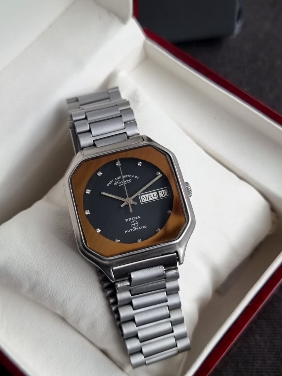 West End Watch Co Vintage Gents Watch 34mm Dial Quartz Watch