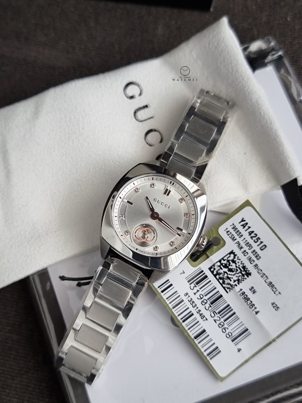Gucci Interlocking 29mm Silver Stainless Steel Silver Diamond Dial Swiss Quartz Women's Watch – YA142510