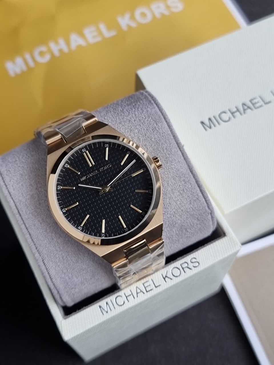 Michael Kors Lennox 43mm Black Dial Gold-Tone Stainless Steel Men's Watch – MK9226