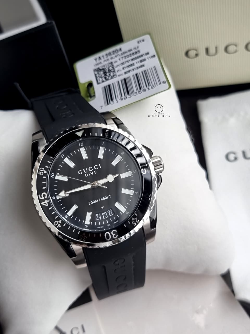 Gucci Dive Black Dial Black Rubber Strap Swiss Quartz Watch 45mm for Men – YA136204