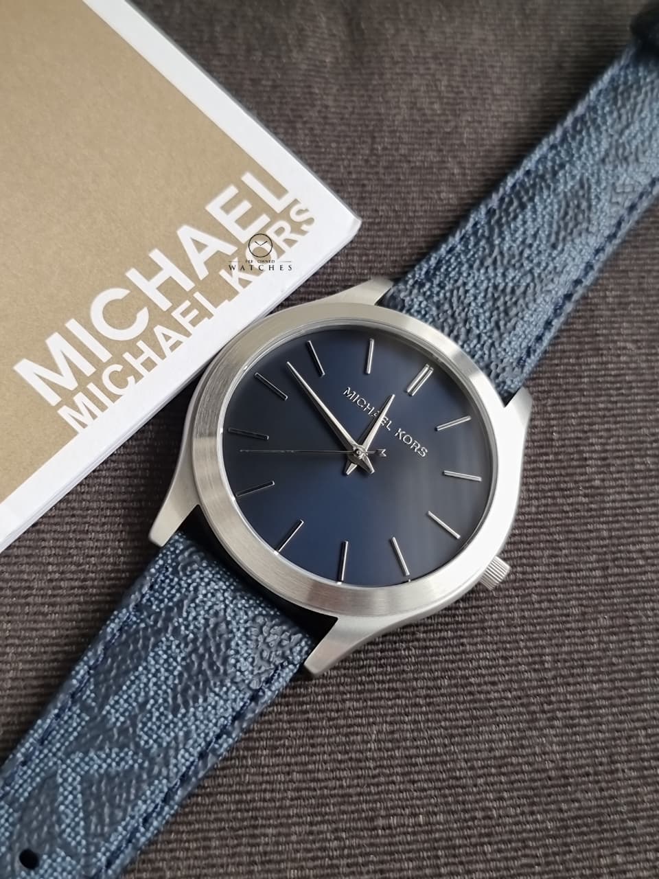 Michael Kors Slim Runway Blue Dial Blue Silicone Strap Quartz Watch 44mm for Men – MK8907
