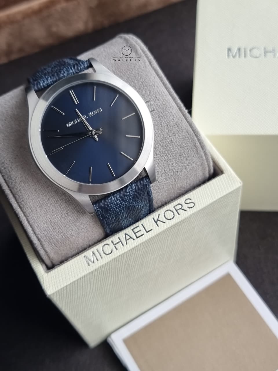 Michael Kors Slim Runway Blue Dial Blue Silicone Strap Quartz Watch 44mm for Men – MK8907