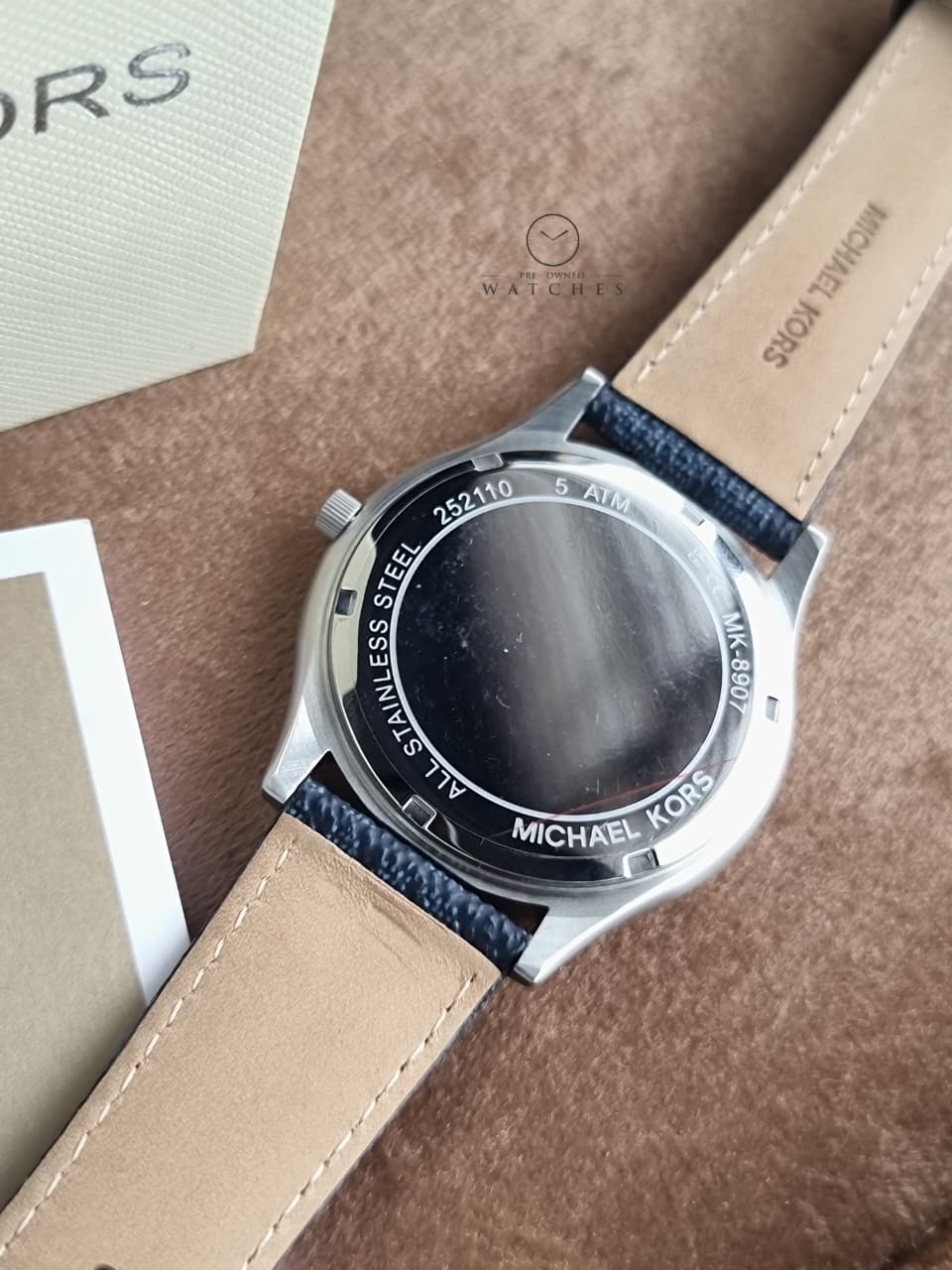 Michael Kors Slim Runway Blue Dial Blue Silicone Strap Quartz Watch 44mm for Men – MK8907