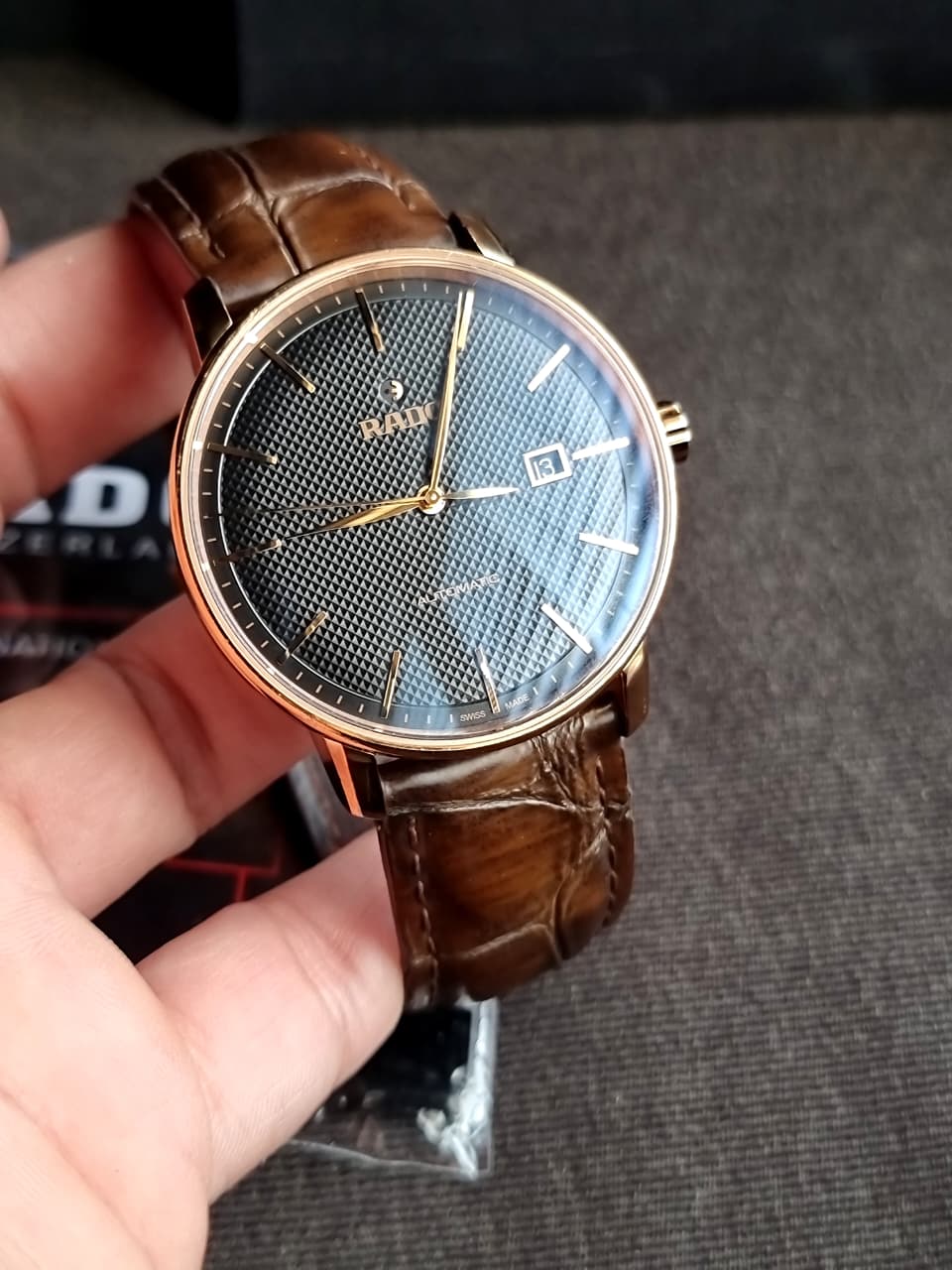 Rado Coupole Classic Automatic Black Dial Stainless Steel Men's Watch 41mm R22877165