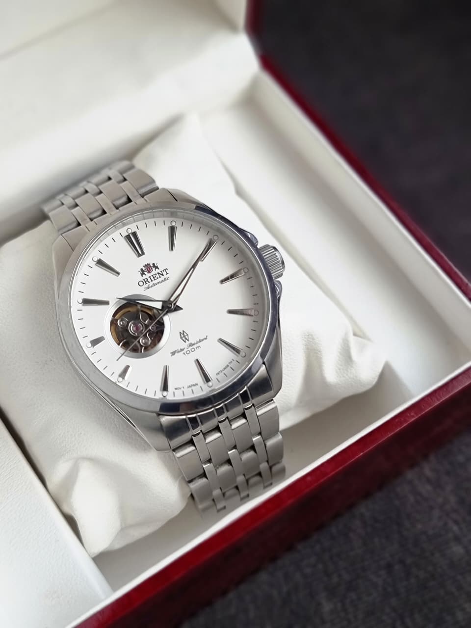 Orient Open Heart Automatic Silver Dial Men's Watch Item No. FAG03001W0