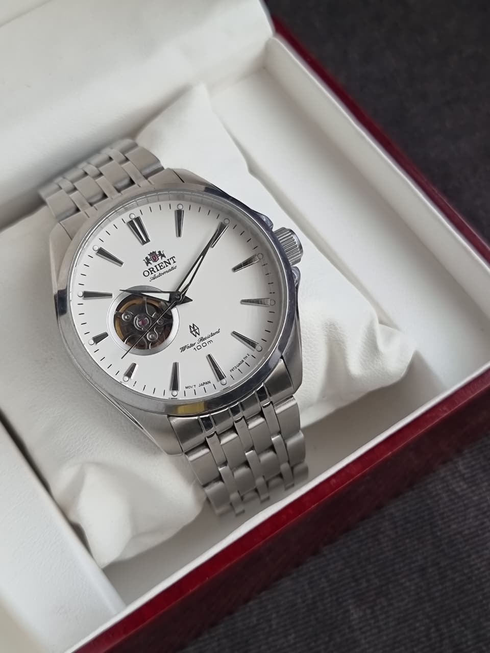 Orient Open Heart Automatic Silver Dial Men's Watch Item No. FAG03001W0