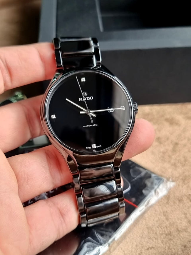 Rado True Round Diamonds Black Dial Black High-Tech Ceramic Quartz Unisex Watch R27238722 Main Image