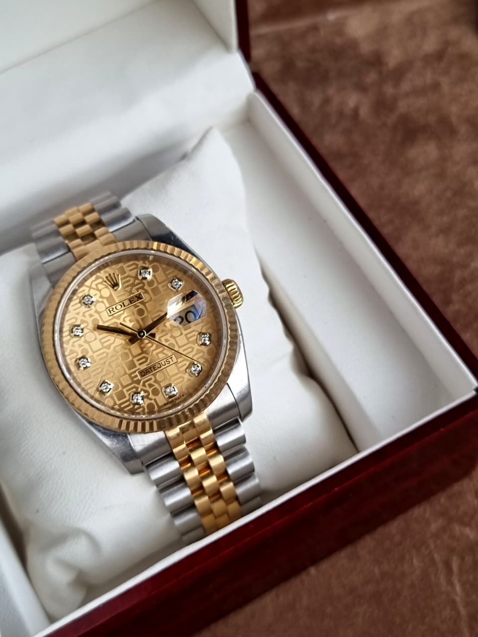 Rolex Datejust 36 Champagne Dial Two-Tone Stainless Steel & 18K Yellow Gold Automatic Men's Watch 16233