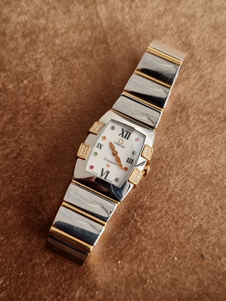Omega Constellation Quadrella 19mm Women's Watch – Rose Gold & Stainless Steel, Mother of Pearl Dial 1283.79.00