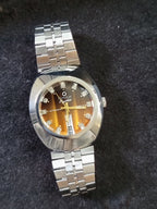 Omax Crystal 25 Jewels Automatic Men's Watch – 36 mm