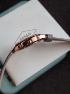 Fossil Harlow Women's Quartz Watch – 27mm Rose Gold-Tone Case, White Dial & Grey Leather Strap – ES5435