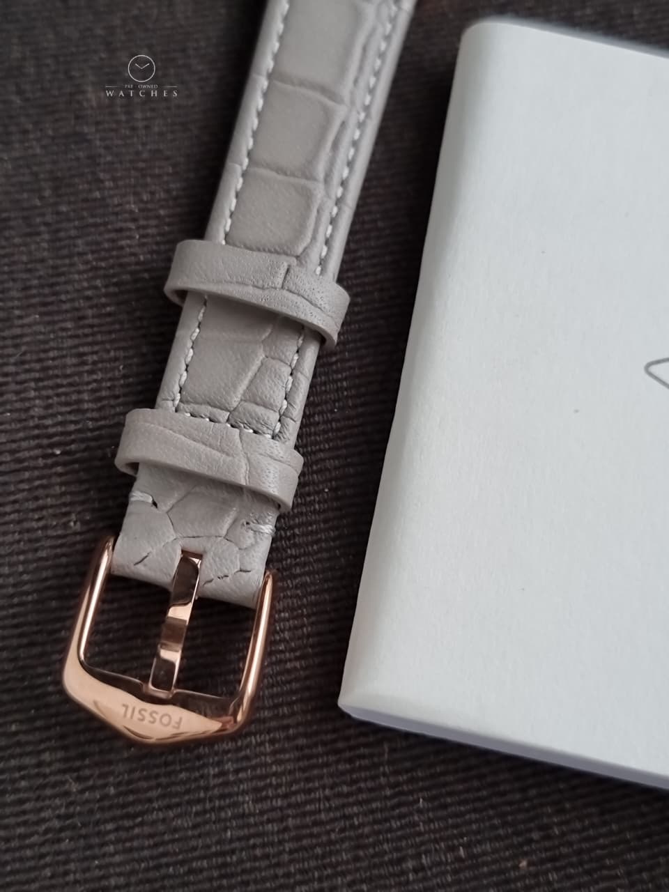 Fossil Harlow Women's Quartz Watch – 27mm Rose Gold-Tone Case, White Dial & Grey Leather Strap – ES5435