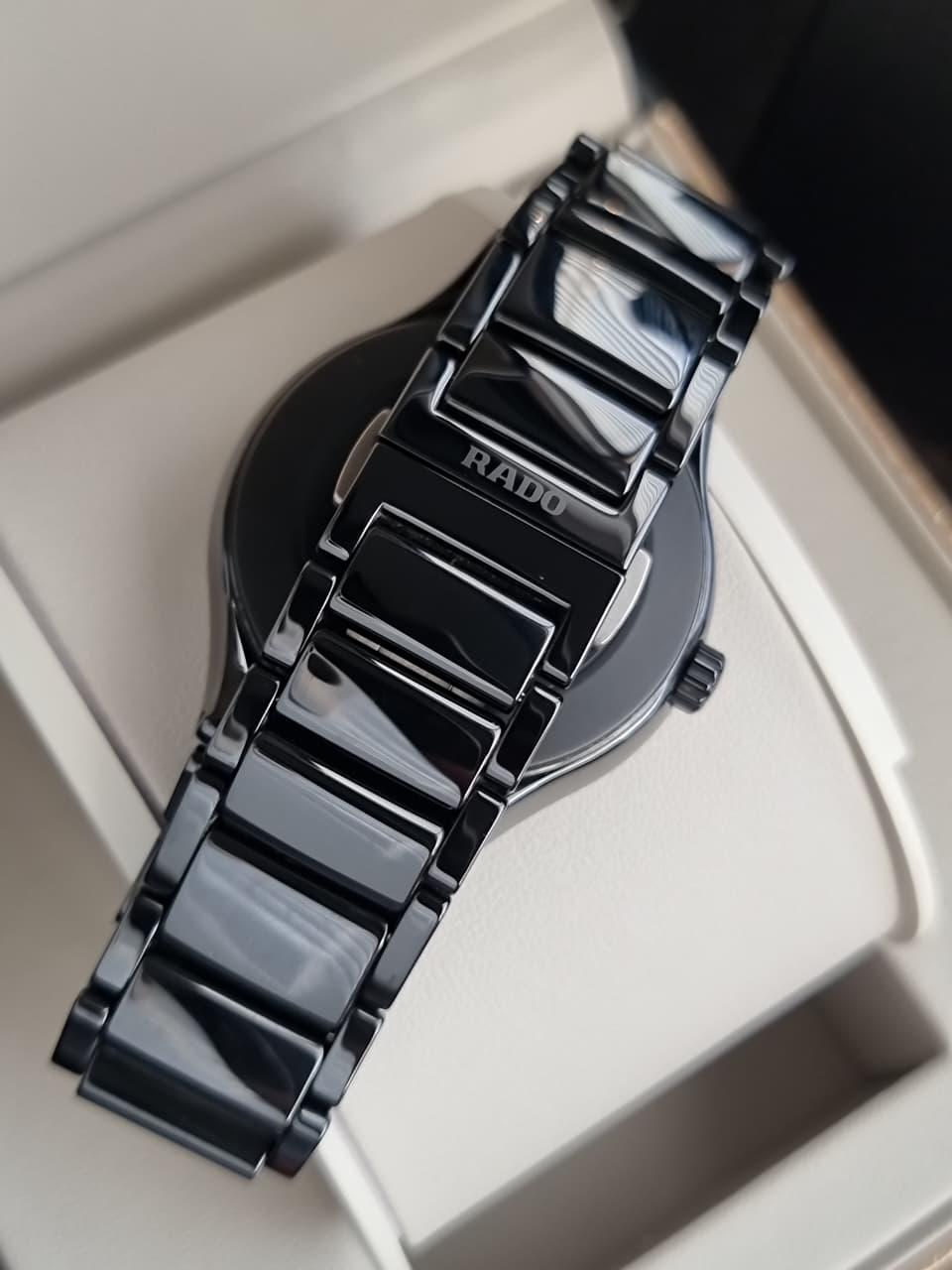 Rado True Round Men's Automatic Watch – 40mm Black High-Tech Ceramic – R27056162