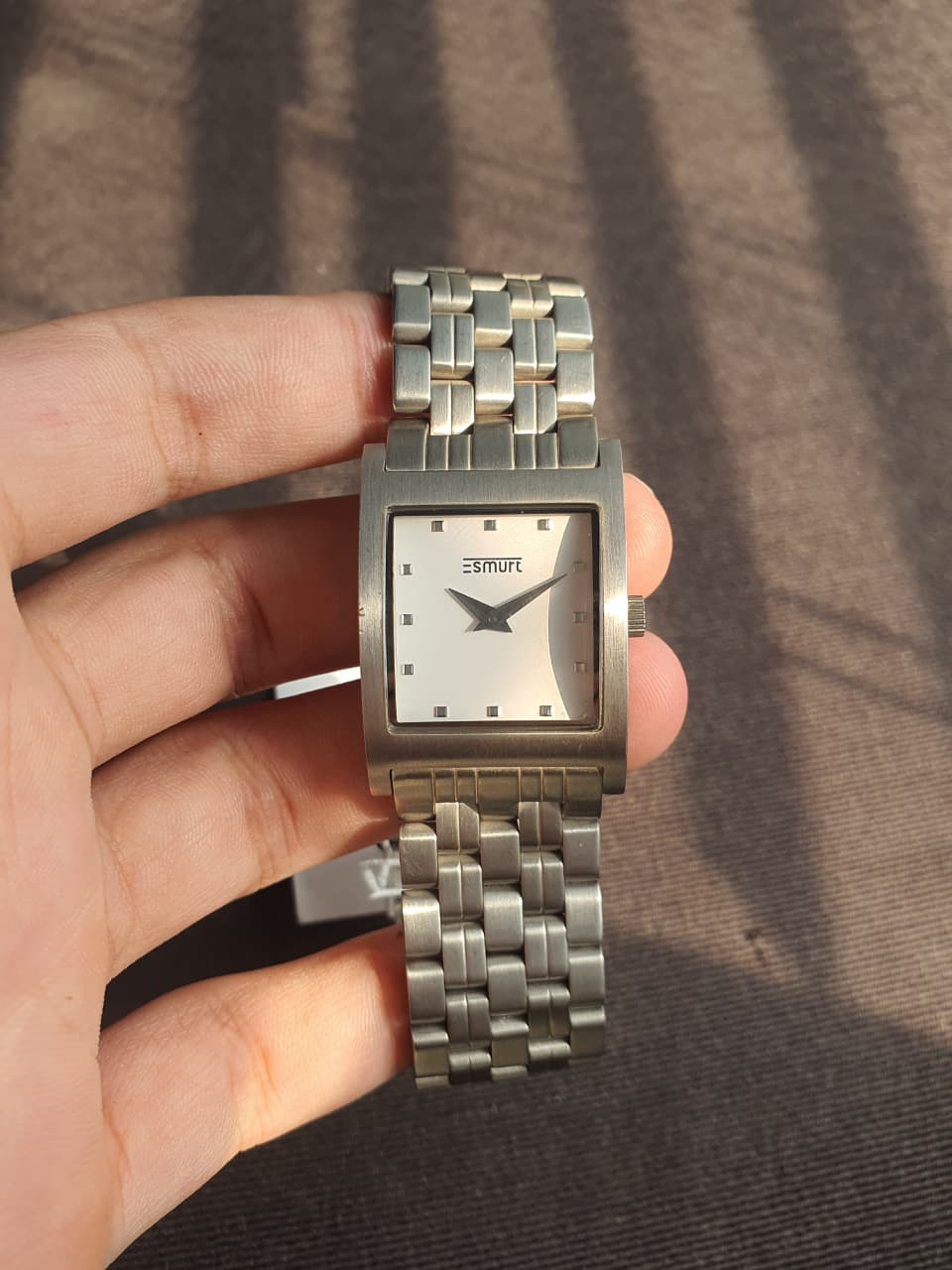 Esmurt Ladies Watch White dial Quartz Watch