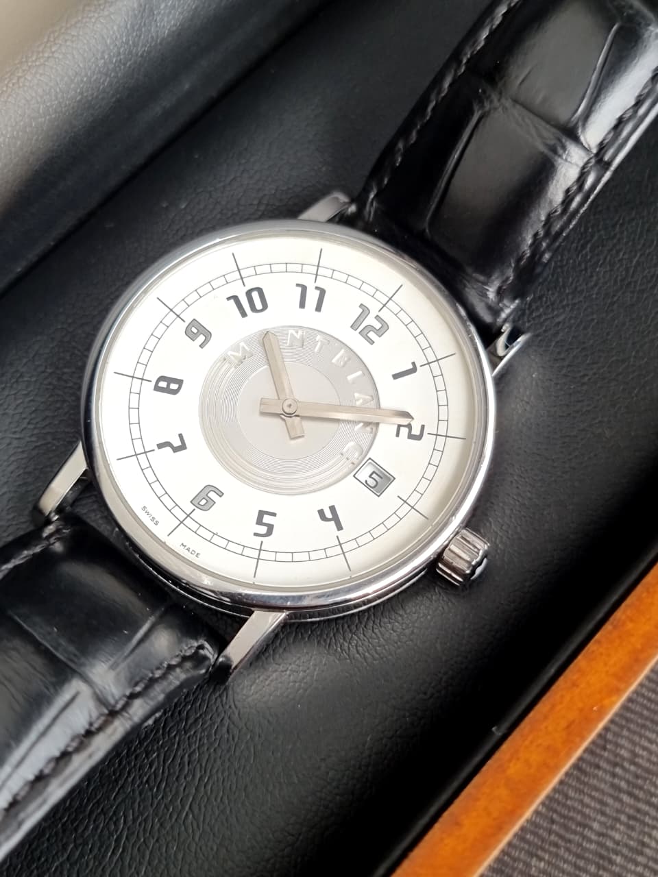 Montblanc Summit Men's Swiss Quartz Watch – Stainless Steel, Date Display – 7045