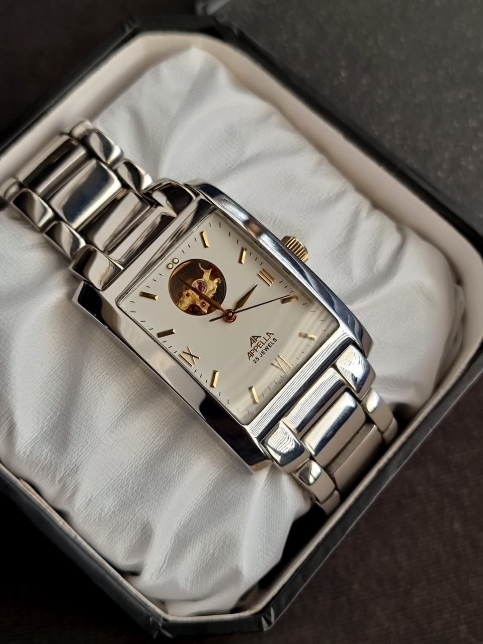 Appella Men's Automatic Swiss Watch – 30mm Width x 35mm Height