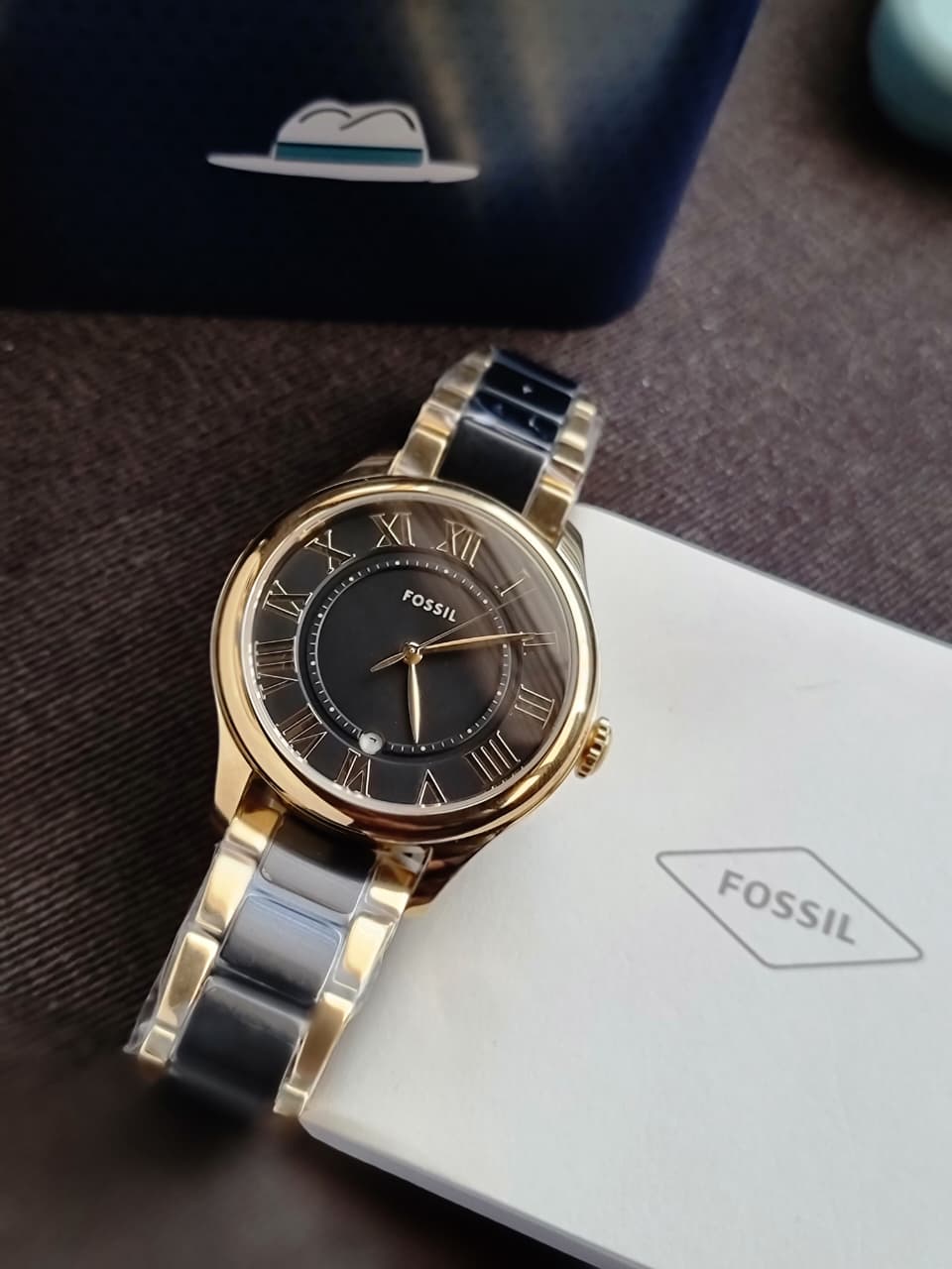 Fossil Gilmore Women's Quartz Watch – 38mm Gold-Tone & Black Ceramic CE1132