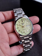Seiko 5 Men's Automatic Day-Date Watch – 36mm LumiBrite Dial & Stainless Steel Bracelet