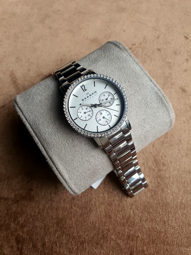 Skagen Women's Quartz Watch – 32mm White Dial, Crystal Bezel & Stainless Steel – 921SSXW Hover Image