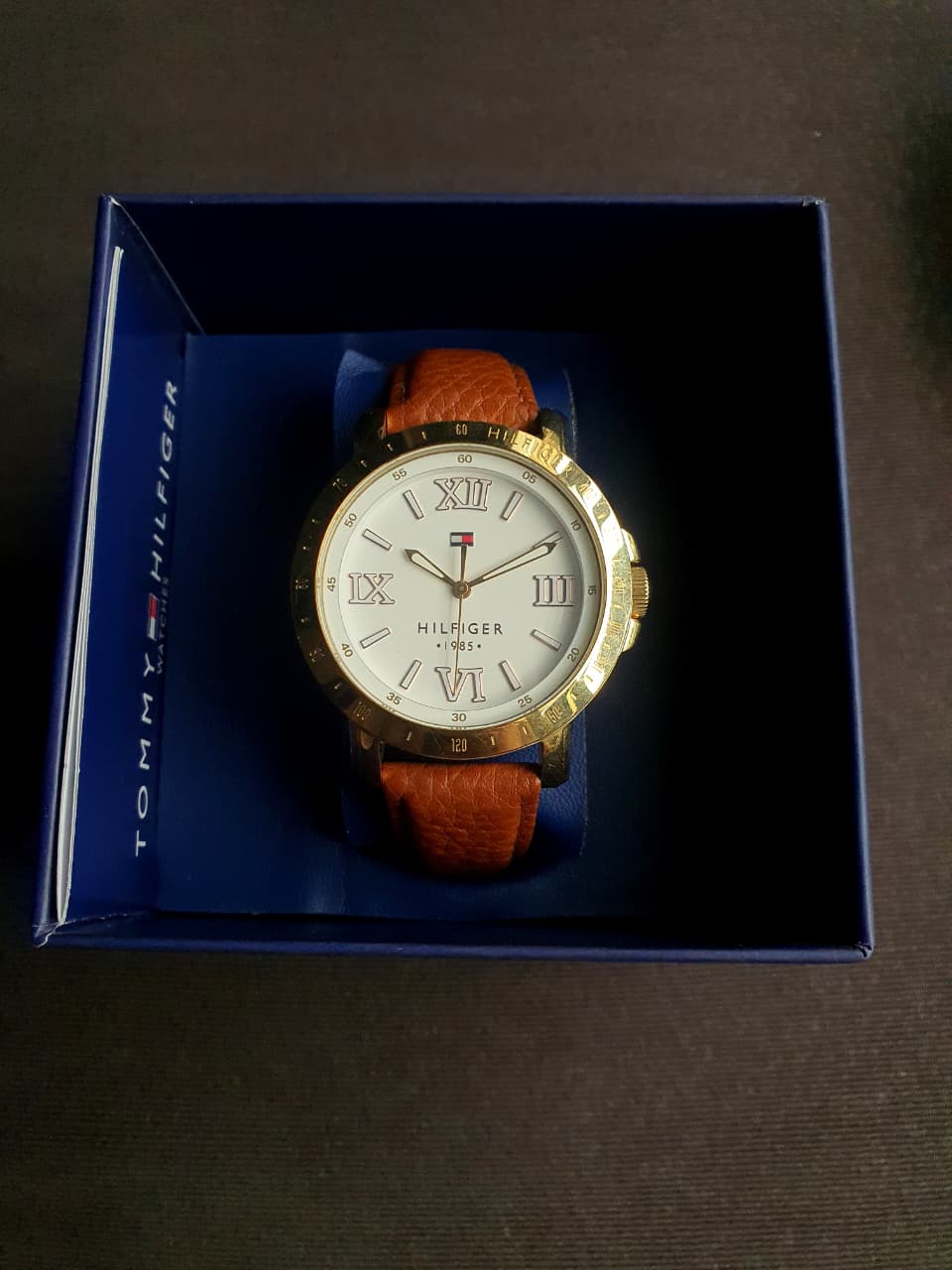 Tommy Hilfiger  Women's Quartz Watch – 38mm Gold-Tone Case, White Dial & Brown Leather Strap – 1781438