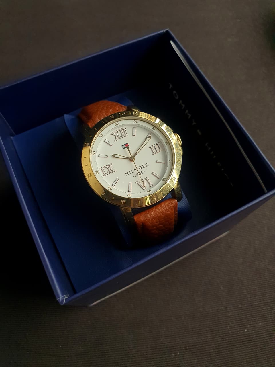 Tommy Hilfiger  Women's Quartz Watch – 38mm Gold-Tone Case, White Dial & Brown Leather Strap – 1781438