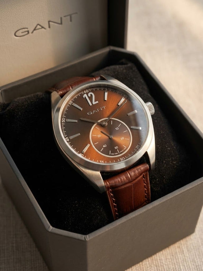 Gant  Gents Watch Brown Dial Brown leather Strap 44mm Dial Quartz Watch Hover Image