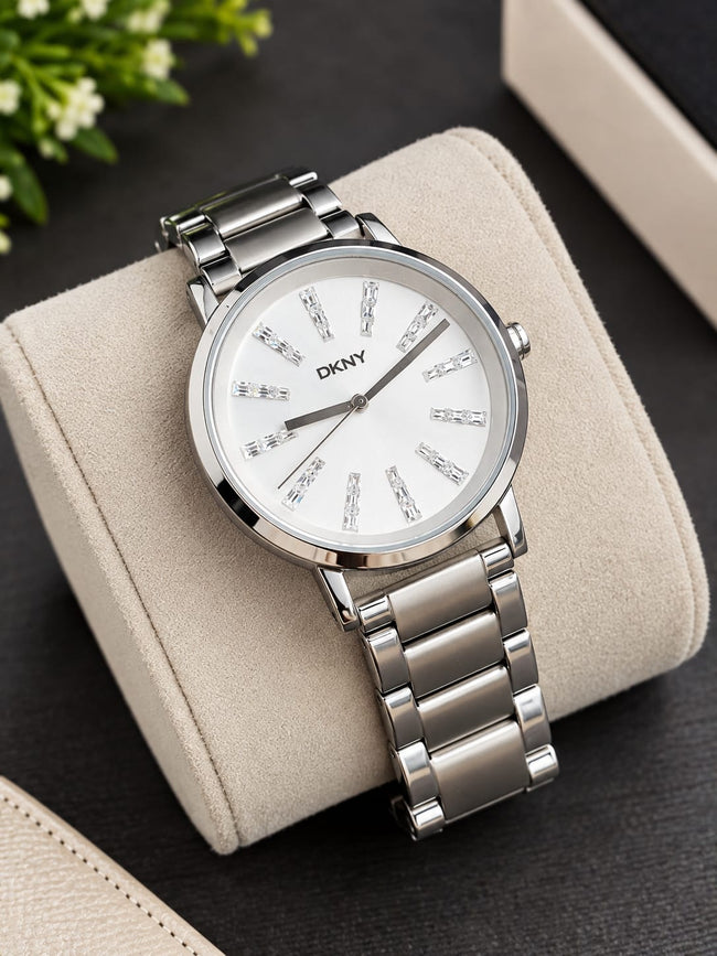 DKNY Soho Silver Dial Stainless Steel Ladies Watch ny2416 (Preowned 8\10) Hover Image