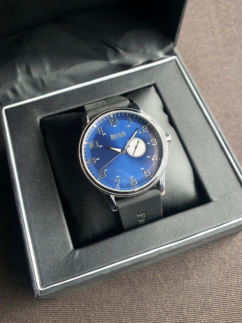 HUGO BOSSBlue Dial Black Leather Men's Watch 1512790