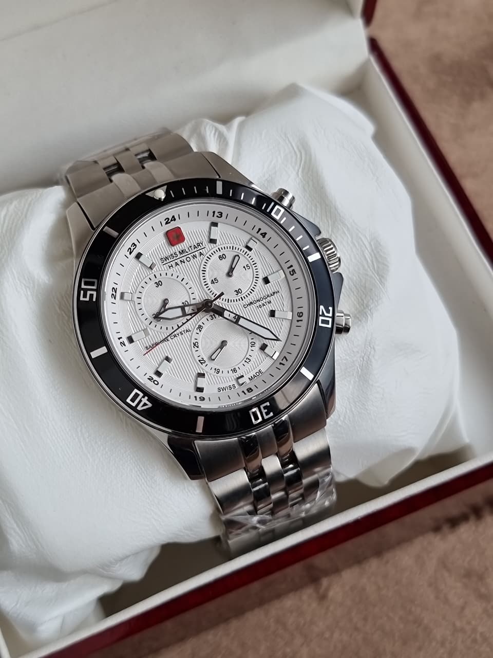 Swiss Military Hanowa Flagship Heritage Chronograph Men's Quartz Watch – 42mm Silver Dial & Stainless Steel Bracelet – SMWGI0007602