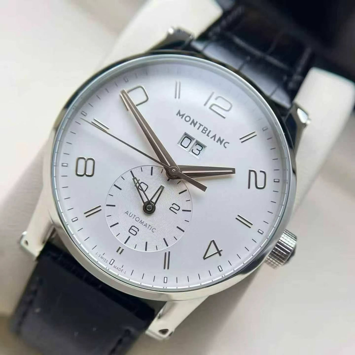 Montblanc TimeWalker Men's Automatic Watch – 39mm White Dial, Stainless Steel Case & Black Leather Strap – 110579