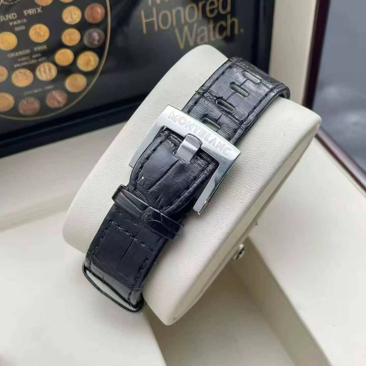 Montblanc TimeWalker Men's Automatic Watch – 39mm White Dial, Stainless Steel Case & Black Leather Strap – 110579